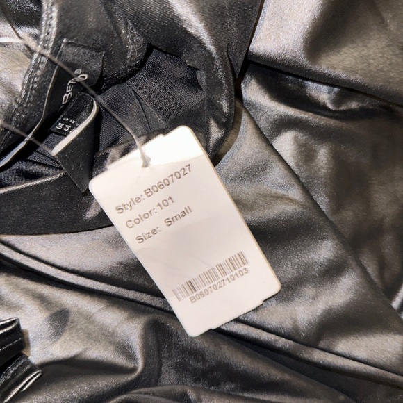 SBetro Faux Leather Pants - Size S - Picture 12 of 12